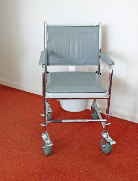 Cost of Commode Replacement in Goodyear